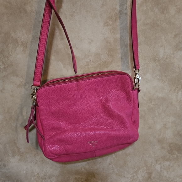 Hot Pink Fossil Purse - Picture 1 of 4